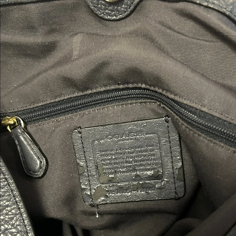 Last chance❗️Coach Lexy Navy Blue Leather Shoulder Bag.